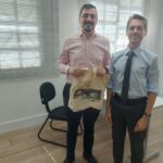 Secretaria de Fazenda de Brusque recebe presidente do CRA-SC