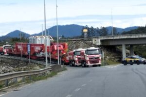 BR-470 e BR-101: Passagem de supercaminhão é remarcada