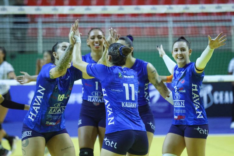Abel Moda Vôlei vence o Ceará e larga na frente pelas semifinais da Superliga B