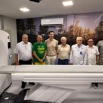 Luciano Hang prestigia apresentação de novo tomógrafo no Hospital Azambuja