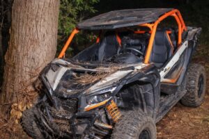 Acidente com veículo off road deixa homem ferido