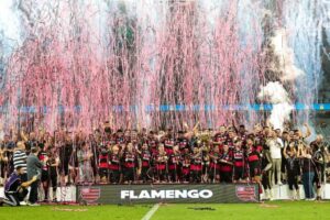 Flamengo vence Fluminense nos pênaltis e fatura tricampeonato carioca