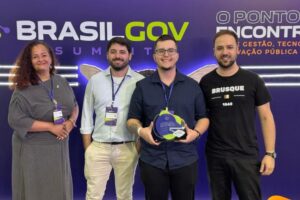 Brusque é premiada por iniciativa em tecnologia e inovação na gestão pública