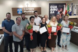 Dia da Mulher: vereadora e ex-vereadoras são homenageadas na Câmara de Guabiruba