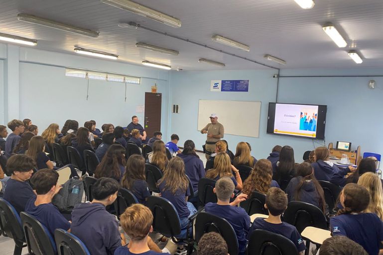 ATIVIDADE: Programas institucionais Pedale Seguro e Travessia Segura