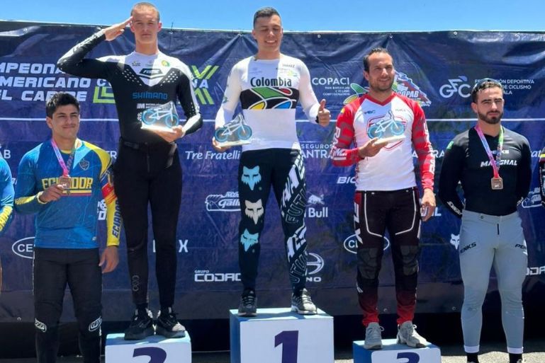 Brusquenses brilham na Copa Latino-Americana de BMX 2026 e sobem ao pódio