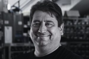 Quem era Jacaré: empresário morto após ataque de abelhas em SC