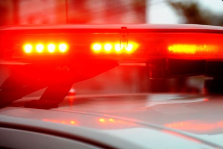 Homem é agredido com garrafa quebrada durante roubo em Brusque