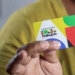 Cidade de SC avalia bloquear Bolsa Família de pessoas em situação de rua que recusam acolhimento