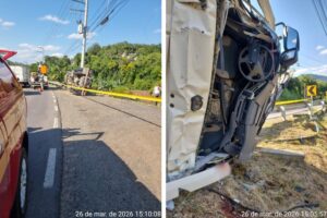 Caminhão tomba, bate em poste e caçamba é arremessada para barranco na SC-110