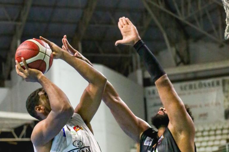 Brusque Basquete vence Joaçaba e sobe na classificação da Liga Ouro