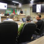 Vereador cobra melhorias na trafegabilidade durante obra na Av. Primeiro de Maio