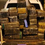 Quase uma tonelada de maconha é apreendida após perseguição em SC