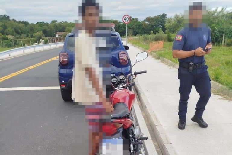 Condutor sem habilitação é abordado pela GTB na nova Beira Rio, no Rio Branco