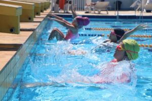 Clube de Caça e Tiro Araújo Brusque promove campeonato de natação 