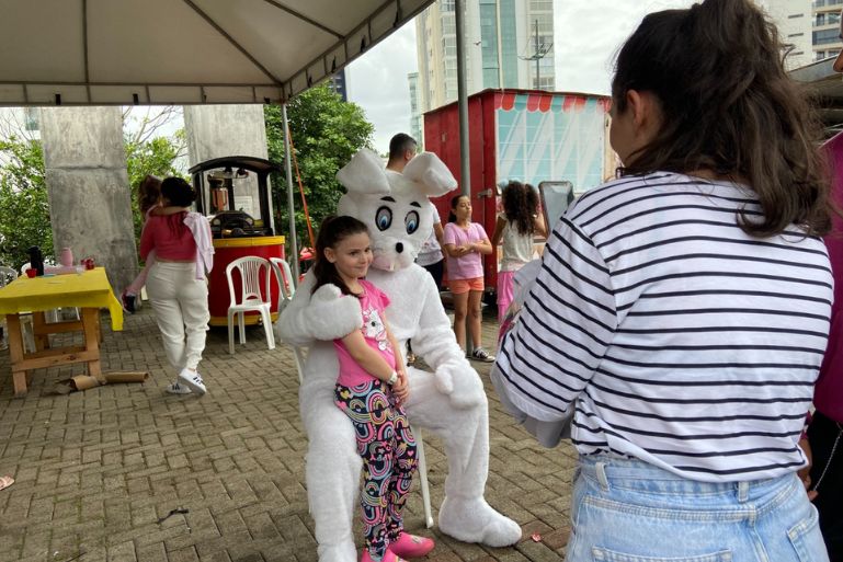 Ostern Brusque 2026 promove caça aos ovos para crianças neste domingo (29)