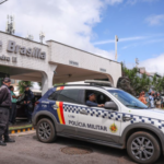 Moraes nega livre acesso de filhos de Bolsonaro à prisão domiciliar