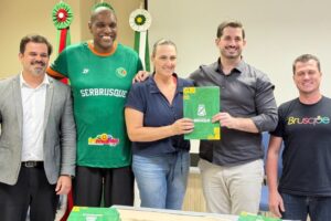 Prefeitura de Brusque formaliza repasse de recursos do FIA para projetos sociais