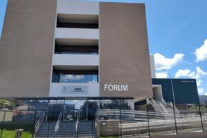 Réus são condenados a 150 anos por extorsão e morte de advogado no Vale