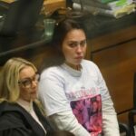 Monique Medeiros se entrega à polícia e volta a ser presa