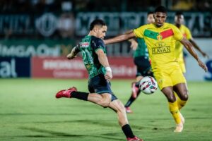 Brusque vence o Maringá fora de casa e segue invicto na Série C