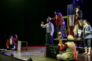 CasAmarela convida público para última apresentação de “Matemáticos Miseráveis!”