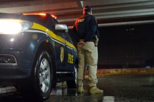 PRF reforça presença nas rodovias para o feriado de Tiradentes