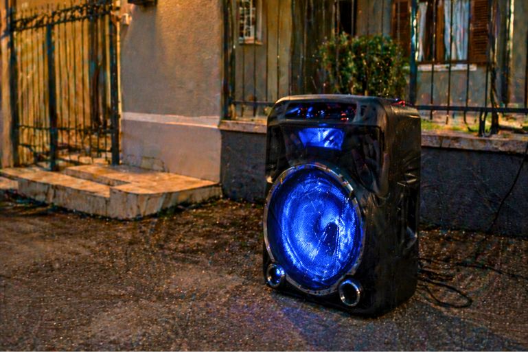 Homem é autuado por som alto e tem equipamento apreendido em Brusque