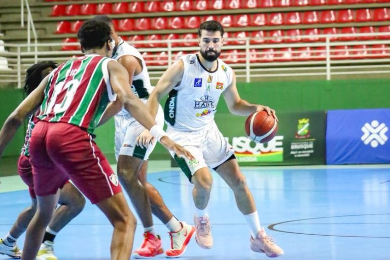 Brusque Basquete conhece adversário das semifinais da Liga Ouro