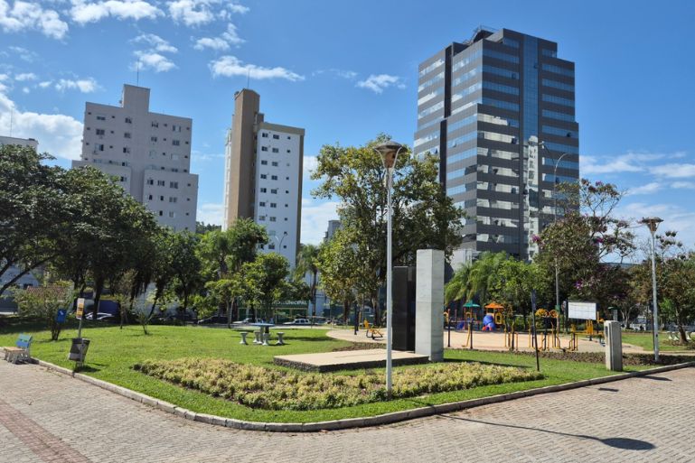 Legislativo aprova pedido para reabrir e instalar banheiros públicos em praças de Brusque