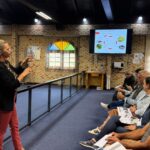 Treinamento orienta combate ao mosquito borrachudo no meio rural de Brusque