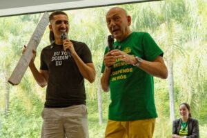 É amigo ou inimigo? Luciano Hang cai em pegadinha de 1º de abril na Havan