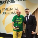 FÓRUM DA LIBERDADE: Luciano Hang recebe Prêmio Libertas