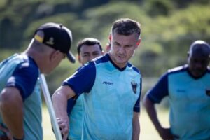Próximo rival do Brusque, Volta Redonda anuncia saída de técnico