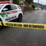 Mulher é encontrada morta em rua de Brusque