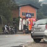 Carro e moto envolvem-se em acidente na Rua dos Imigrantes