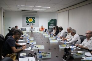 ACIBr recebe secretário e acompanha barragem de Botuverá