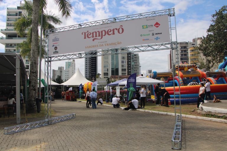 Com menus exclusivos e inéditos, 8º Temperô na Praça acontece de 10 a 12 de abril