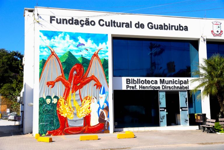 Concurso de cosplay literário agita semana literária de Guabiruba