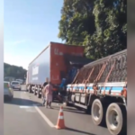 Acidente termina com morte de caminhoneiro na BR-101 em Joinville