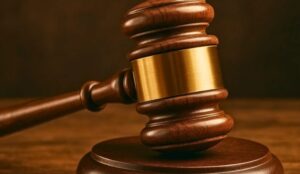 Padrasto e mãe são condenados a 78 anos por abusos e violência psíquica