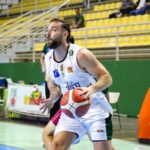 Brusque Basquete vence, garante vice-liderança e avança direto à semifinal da Liga Ouro