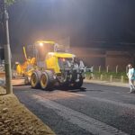 Avenida Primeiro de Maio passa por intervenção de reperfilagem asfáltica