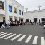 Fãs madrugam para ver Franciny Ehlke, que chega a Brusque para ação na Havan
