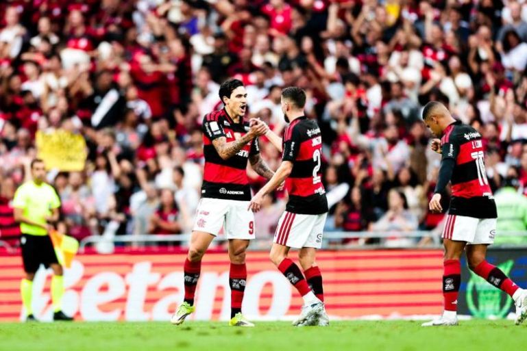 Flamengo e Vasco empatam no Maracanã pela 14ª rodada do Brasileirão