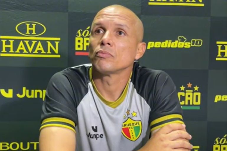 Higo Magalhães valoriza a força mental do Brusque após vitória nos acréscimos