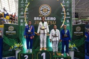 Atleta de Brusque conquista bronze no Campeonato Brasileiro de Jiu-Jitsu