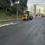 Programa Asfaltaço conclui recapeamento da Avenida Martin Luther