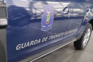 GTB aborda motorista com sinais de embriaguez na Rua Guilherme Steffen