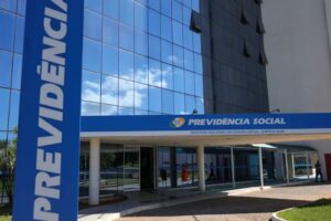 INSS paga segunda parcela do 13º a aposentados e pensionistas